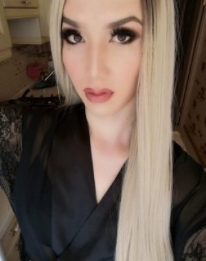 Транссексуалка Настя